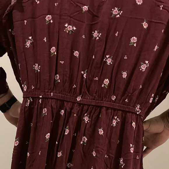 Floral Dress - Picture 2 of 4